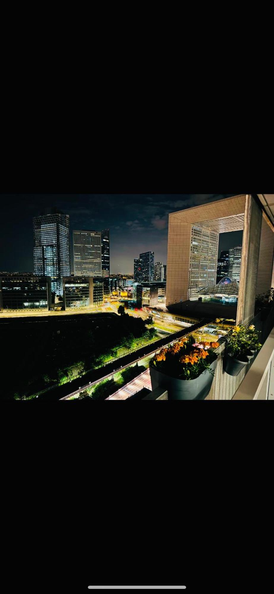 Luxury 2 Rooms Apartment With Balcony Puteaux Exteriör bild