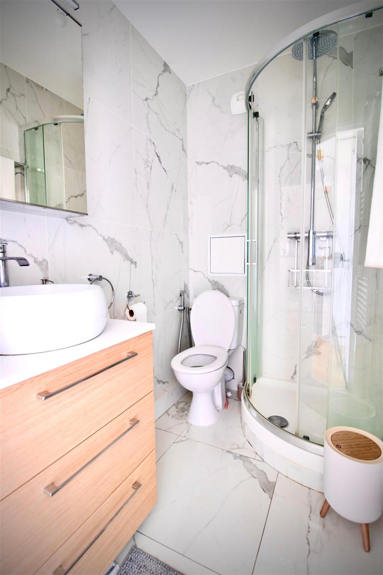 Luxury 2 Rooms Apartment With Balcony Puteaux Exteriör bild