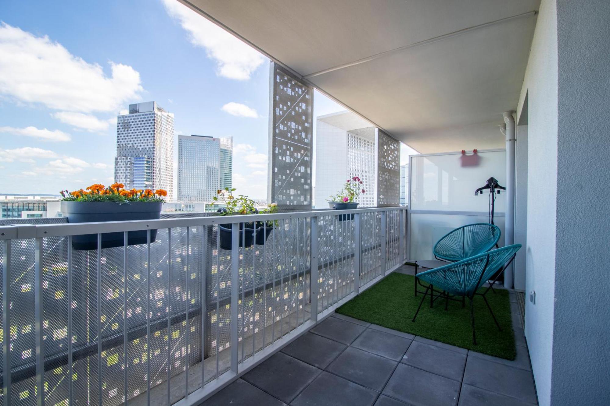 Luxury 2 Rooms Apartment With Balcony Puteaux Exteriör bild
